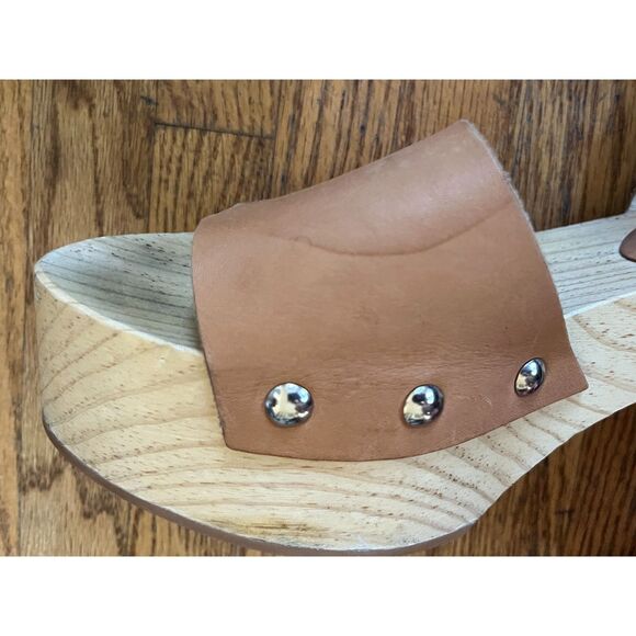 Intentionally Blank Tan Strappy Heel Clog Sandals Shoes Women's Size 7 - Picture 13 of 13